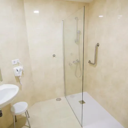 Apartamentos Plaza De Santiago - Estudios Turisticos - 1 Llave Pinto Exterior photo