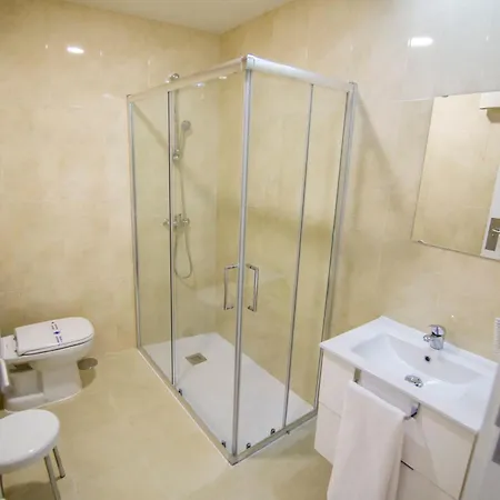 Apartamentos Plaza De Santiago - Estudios Turisticos - 1 Llave Pinto Exterior photo