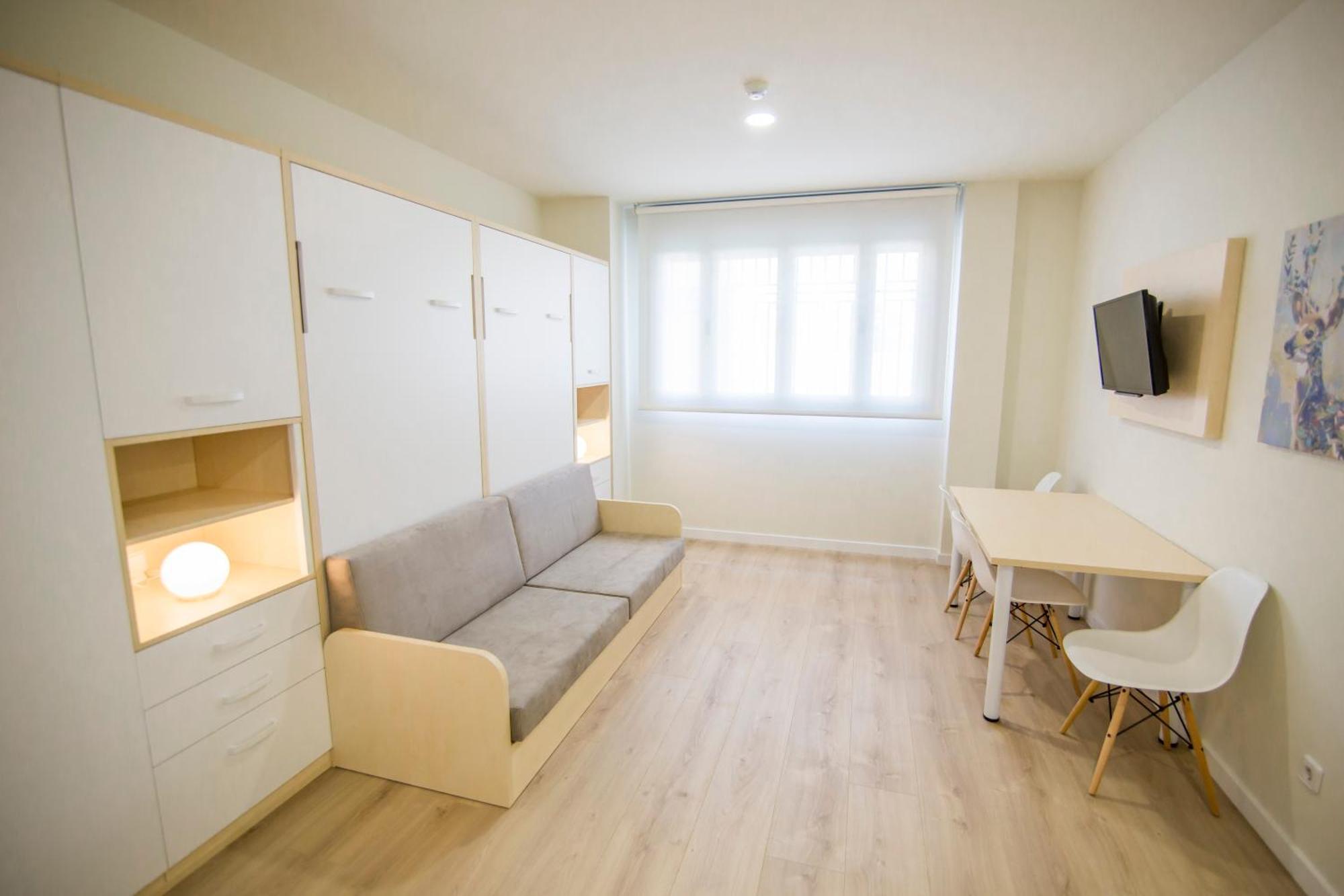 Plaza De Santiago - Estudios Turisticos - 1 Llave Apartment *