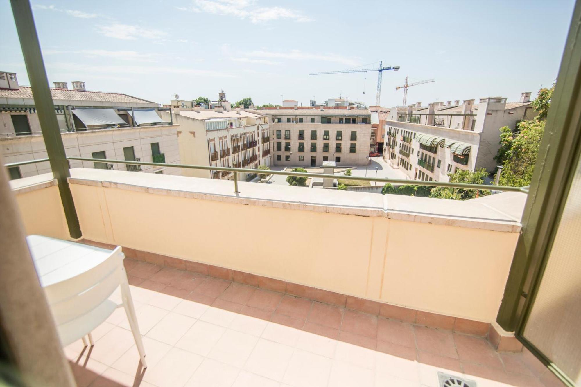 Apartment Plaza De Santiago - Estudios Turisticos - 1 Llave Pinto